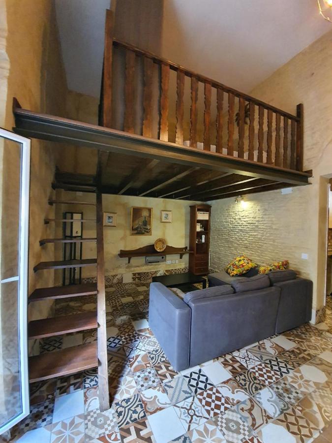Coqueto Dupex En El Casco Antiguo De Triana Leilighet Sevilla Eksteriør bilde
